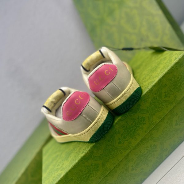 Gucci làm những đôi giày dơ bẩn