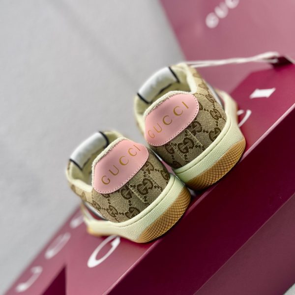 Gucci làm những đôi giày dơ bẩn