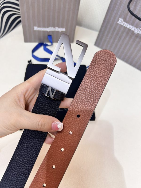 Binario cắm bìa màu xám sẫm chiều rộng: 3,5 cm