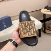 Giày dép Dior mới. ý nhập khẩu nguyên liệu thô.