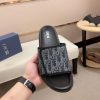 Giày dép Dior mới. ý nhập khẩu nguyên liệu thô.