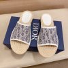 Giày dép Dior mới. ý nhập khẩu nguyên liệu thô.