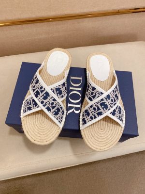 Giày dép Dior mới. ý nhập khẩu nguyên liệu thô.