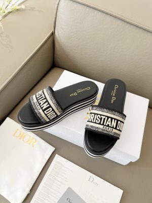 Dior mùa xuân và mùa hè mới IVIETA DWAY giày phụ nữ màu thạch