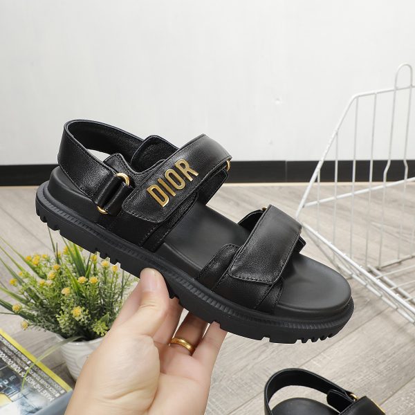 Giày dép mới nhất của DIOR2021 Loại da cừu lai DiorAct