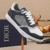 Các sản phẩm mới của DBS tiếp tục phong cách cổ điển của Dior. được làm từ da bò