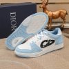 Các sản phẩm mới của DBS tiếp tục phong cách cổ điển của Dior. được làm từ da bò