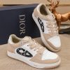 Các sản phẩm mới của DBS tiếp tục phong cách cổ điển của Dior. được làm từ da bò