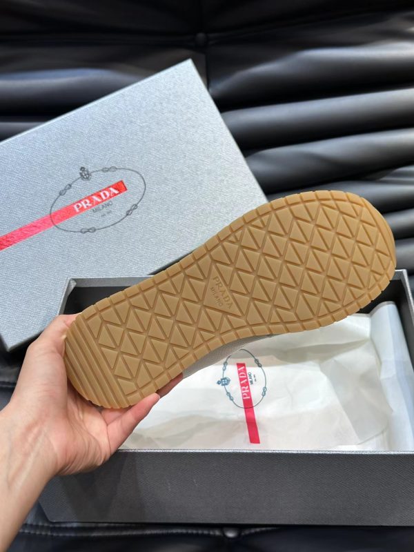 Prada, đôi giày thể thao da người đàn ông mới, cao cấp!