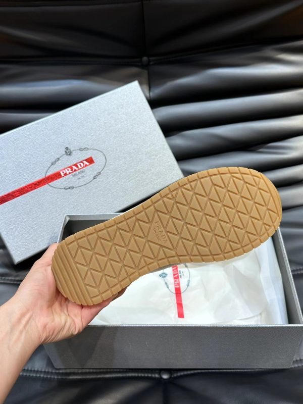 Prada, đôi giày thể thao da người đàn ông mới, cao cấp!