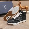 Các sản phẩm mới của Dior Gang tiếp tục phong cách cổ điển của Dior. được làm từ da bò bóng loáng cao cấp