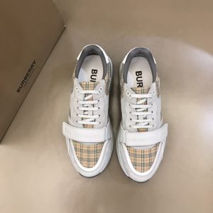 Burberry nâng cao giày thể thao! chất lượng cao, được làm bằng da bò con và vải bố