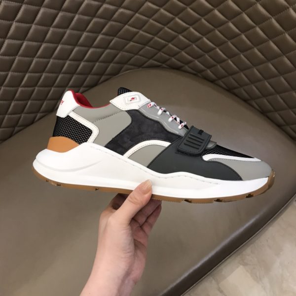 Burberry nâng cao giày thể thao! chất lượng cao, được làm bằng da bò con và vải bố