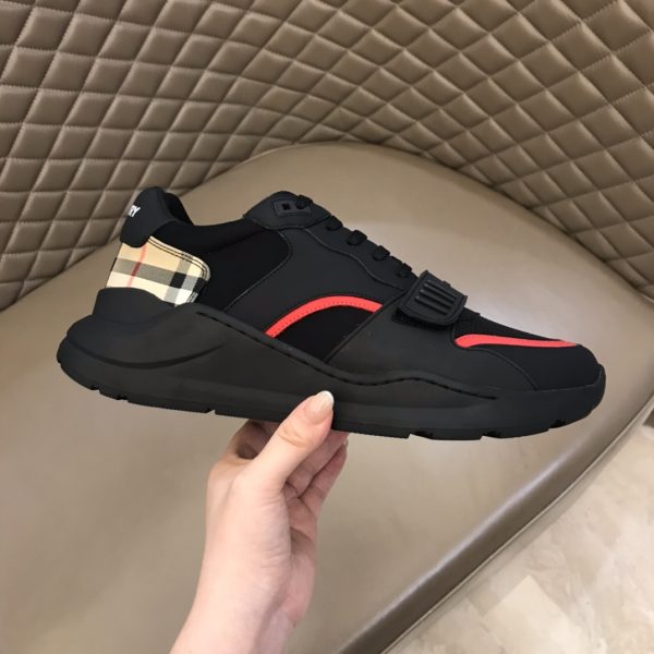 Burberry nâng cao giày thể thao! chất lượng cao, được làm bằng da bò con và vải bố
