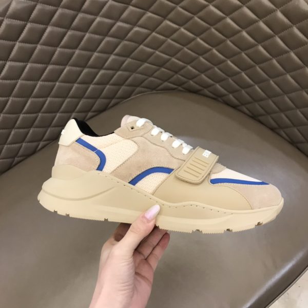 Burberry nâng cao giày thể thao! chất lượng cao, được làm bằng da bò con và vải bố
