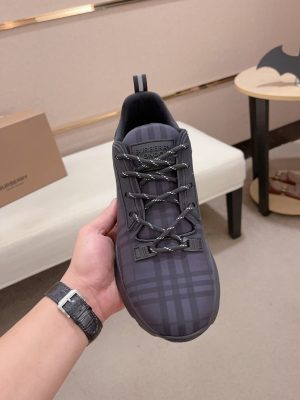 Burberry nâng cao giày thể thao! chất lượng cao, được làm bằng da bò con và vải bố