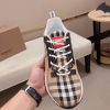 Burberry nâng cao giày thể thao! chất lượng cao, được làm bằng da bò con và vải bố