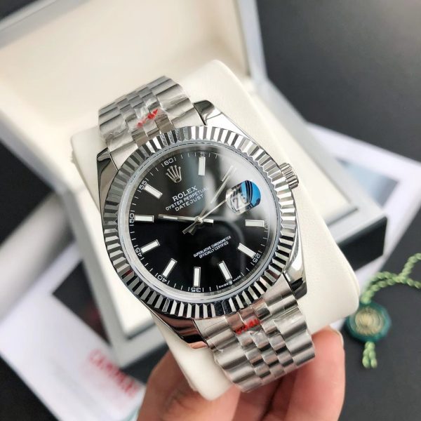 Đồng hồRolex giới thiệu đồng hồ nam có đường kính 41mm
