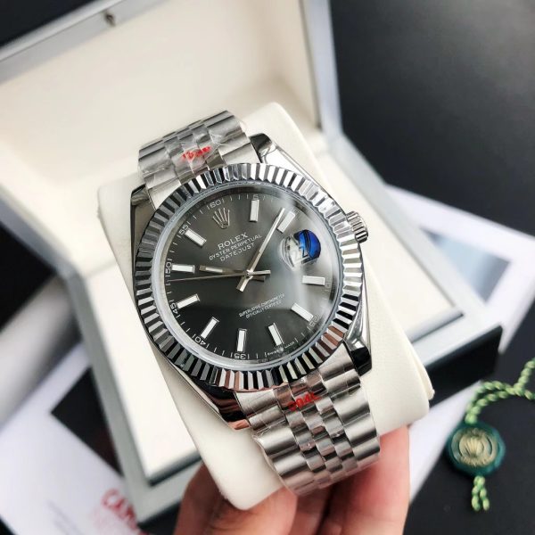 Đồng hồRolex giới thiệu đồng hồ nam có đường kính 41mm