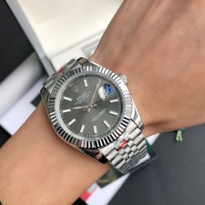 Đồng hồRolex giới thiệu đồng hồ nam có đường kính 41mm