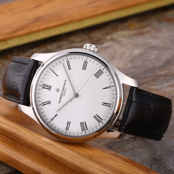 Bộ sưu tập đồng hồ Vacheron Constantin nổi tiếng, da bò con nhập khẩu từ Ý
