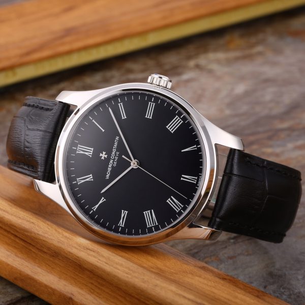 Bộ sưu tập đồng hồ Vacheron Constantin nổi tiếng, da bò con nhập khẩu từ Ý