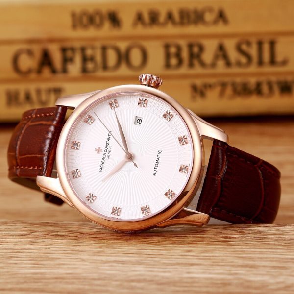 Bộ sưu tập đồng hồ Vacheron Constantin nổi tiếng, da bò con nhập khẩu từ Ý