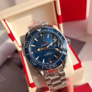 Omega Seamaster 600 mét dây đai thép lặn