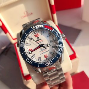 Omega Seamaster 600 mét dây đai thép lặn
