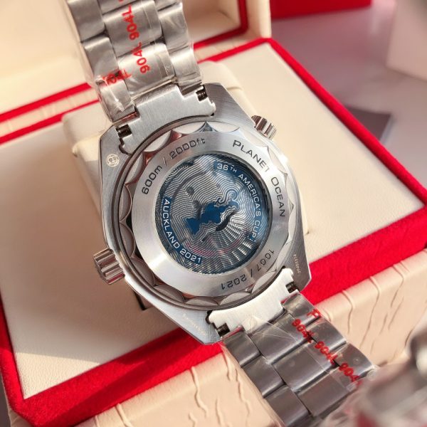 Omega Seamaster 600 mét dây đai thép lặn