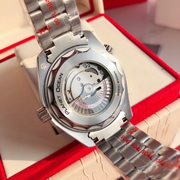 Omega Seamaster 600 mét dây đai thép lặn