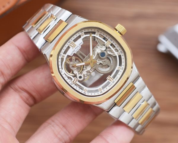 Đồng hồ Patek Philippe, dây đeo đồng hồ da bò thật