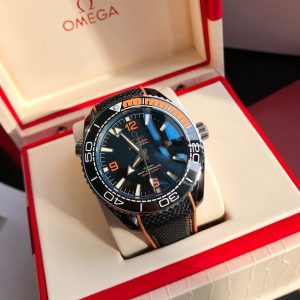 Omega Seamaster 600 mét dây đai thép lặn