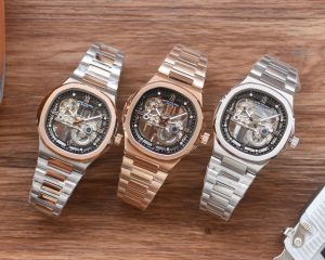 Đồng hồ Patek Philippe, dây đeo đồng hồ da bò thật