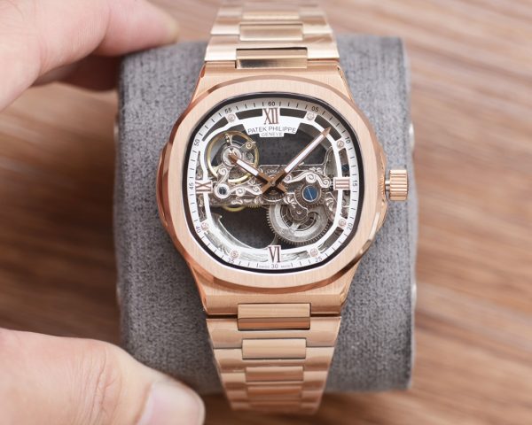 Đồng hồ Patek Philippe, dây đeo đồng hồ da bò thật