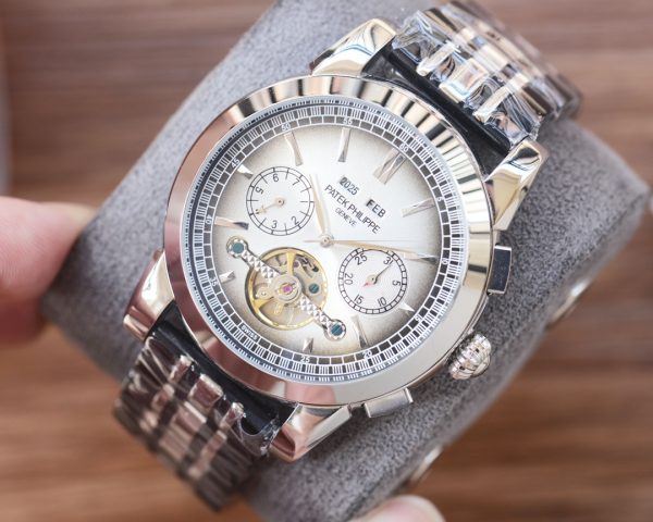 Đồng hồ Patek Philippe, dây đeo đồng hồ da bò thật