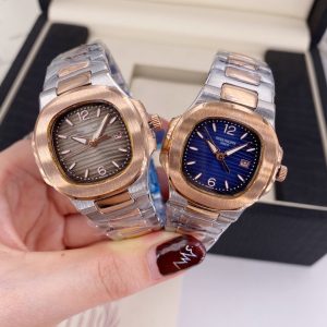 Patek Philippe Nautilus Series Động cơ thạch anh