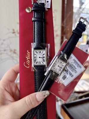 Factory Cartier giới thiệu đồng hồ Tank Must