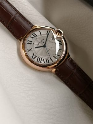 Một quả bóng xanh Cartier, 42mm, đồng hồ cơ khí