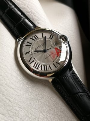 Một quả bóng xanh Cartier, 42mm, đồng hồ cơ khí