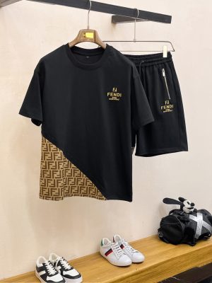 Bộ tay áo ngắn cổ điển hàng đầu mùa xuân và mùa hè Fendi