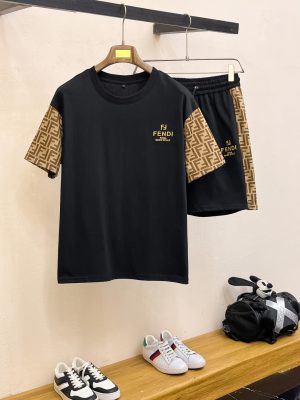 Bộ tay áo ngắn cổ điển hàng đầu mùa xuân và mùa hè Fendi