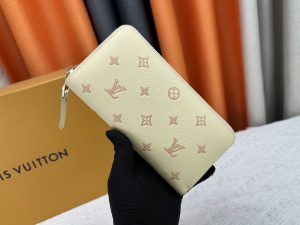 ví tiền cổ điển được nâng cấp hoàn toàn bằng da
