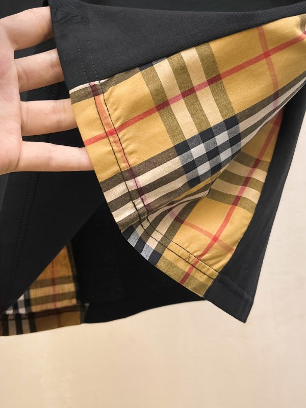 Burberry Men Xuân/Hè Top cổ điển ngắn tay Set