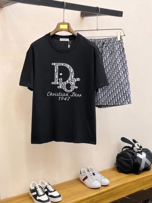 Bộ tay áo ngắn cổ điển hàng đầu cho nam giới Dior Xuân/Hè