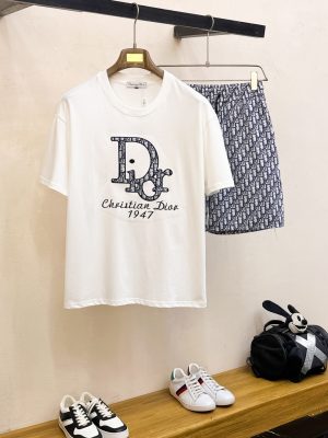 Bộ tay áo ngắn cổ điển hàng đầu cho nam giới Dior Xuân/Hè