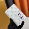 ví tiền cổ điển được nâng cấp hoàn toàn bằng da