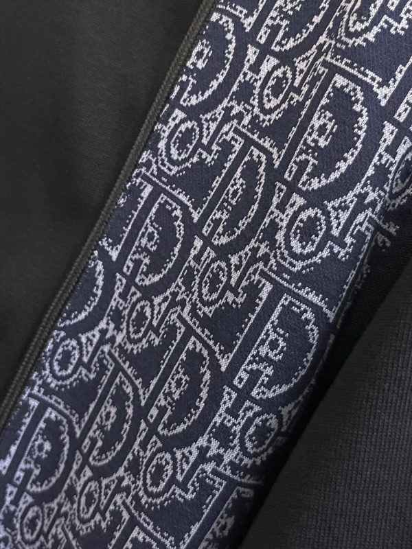 Bộ tay áo ngắn cổ điển hàng đầu cho nam giới Dior Xuân/Hè