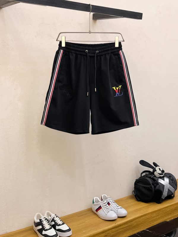 wsxc1750094677949_7 Bộ tay áo ngắn cổ điển hàng đầu cho mùa xuân và mùa hè Louis Vuitton