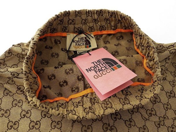 Gucci Quần short hoa cổ Bắc